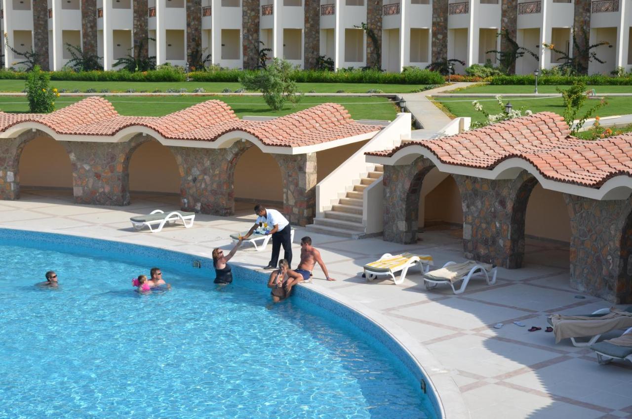 Royal Brayka Beach Resort Abu Dabab Εξωτερικό φωτογραφία